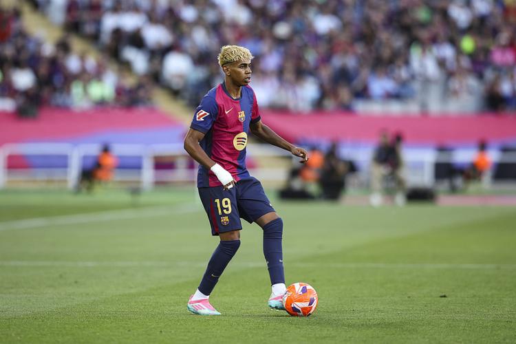 德转列参加过U17世界杯历史身价前20：内马尔第1，斯特林第2（德转盘点U17世界杯参赛球员历史身价前二十：内马尔居首，斯特林次席）