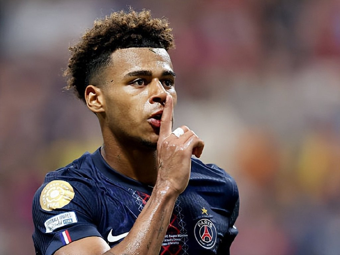 NBA常规赛战报：湖人客场险胜太阳,（NBA常规赛：湖人客场惊险击败太阳）