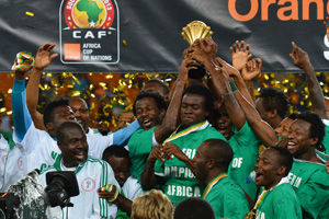 阿斯：罗马仍在关注小火柴，贝蒂斯与塞维利亚也加入竞争（阿斯：罗马继续关注小火柴，贝蒂斯与塞维利亚加入争夺）