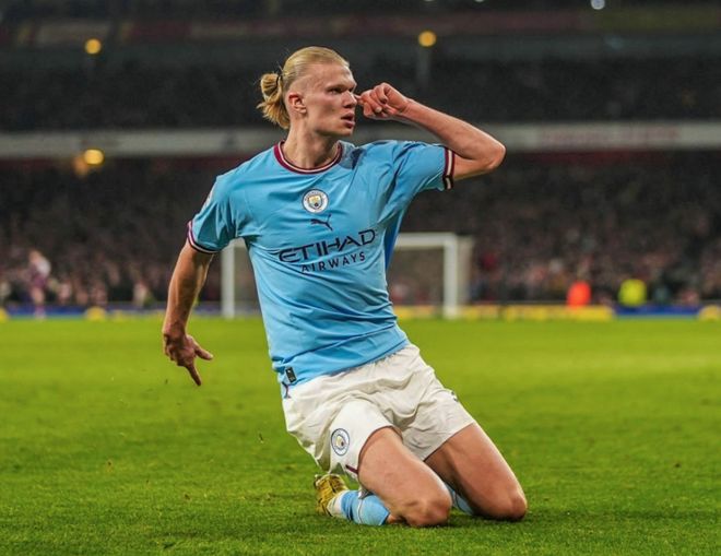 王燊超：只要我还能跑得动，还能做出贡献，我就会奉献出全部（王燊超：只要跑得动、帮得上，我就会全力以赴）